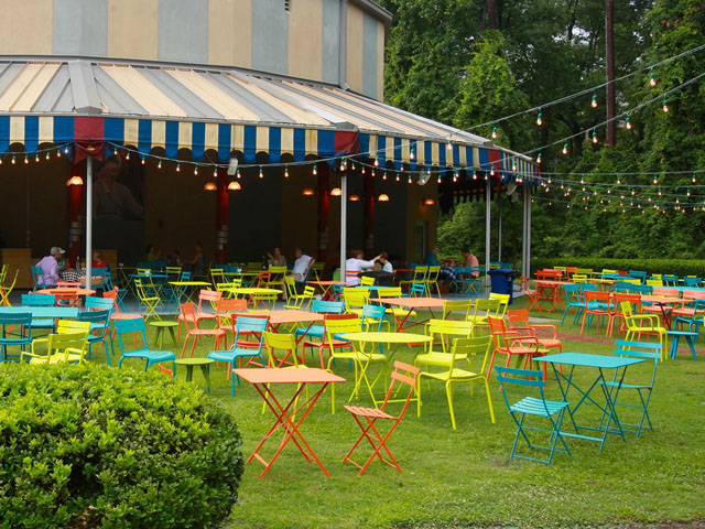 Robust International Flavour